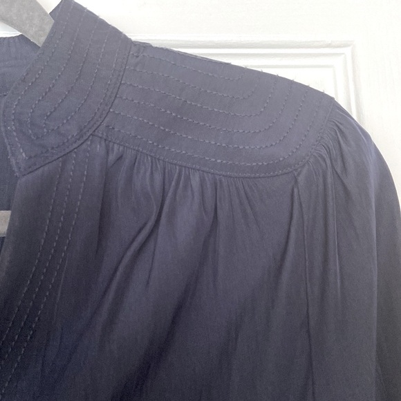 Chicos dark navy blue v neck silky blouse size 1 - Picture 4 of 4
